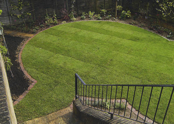 KC Landscaping & Driveways Salisbury Wiltshire turfing/
